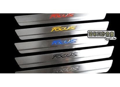 莫名其妙倉庫【CS003 彩色字體迎賓踏板】New Focus MK3.5 配件精品空力套件 2015